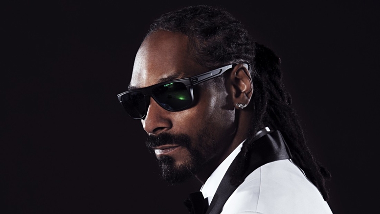 Snoop Dogg Learns One Reason Why Bitcoin Is Better Than Cash: Civil Forfeiture