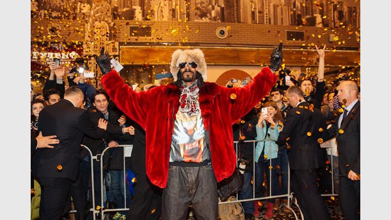 Snoop Dogg Stopped In Italian Airport With $422,000 Cash, Half Confiscated By Authorities
