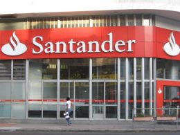 Santander Becomes First U.K. Bank to Introduce Blockchain Technology for International Payments