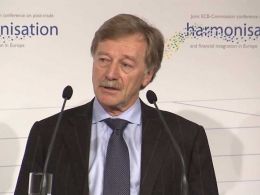 ECB's Mersch: Central Bank Risks Reputation With Early DLT Adoption