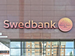 Swedish bank freezes customer's account after she sells 5 BTC