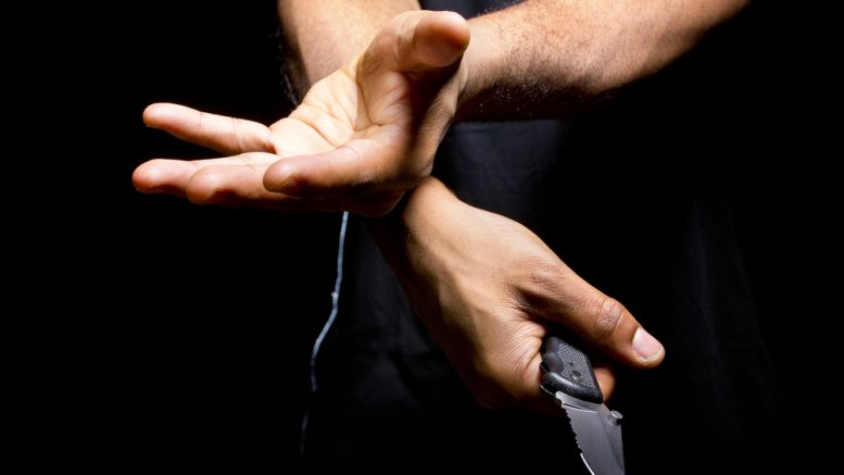 Bitcoin Buyer Robbed of $28,000 at Knifepoint