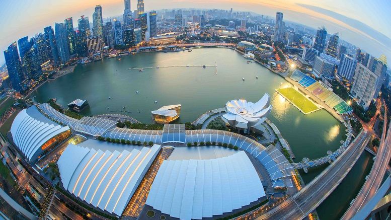 Singapore Central Bank Adds Blockchain CEOs to Advisory Panel