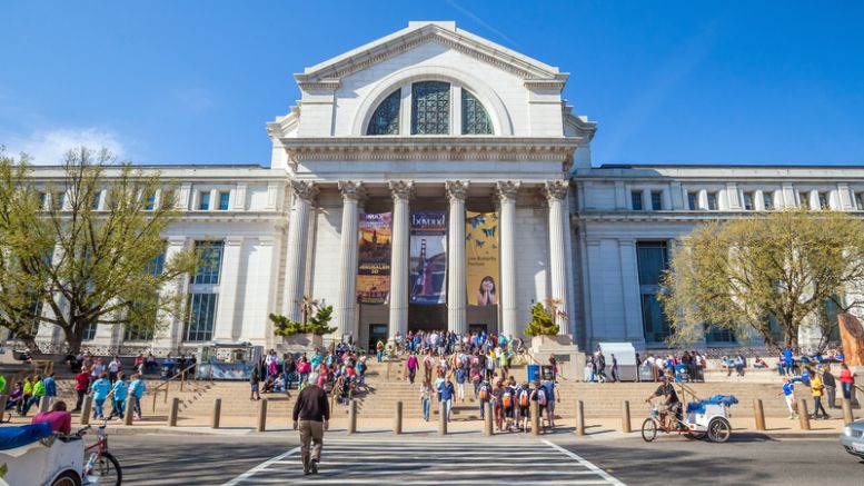 Smithsonian Museum Features Bitcoin in Historical Money Exhibit