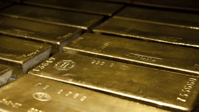 Man Inherits 100KG of Gold, Sees 45% Taxed; Bitcoin Soldiers on as Safe Asset