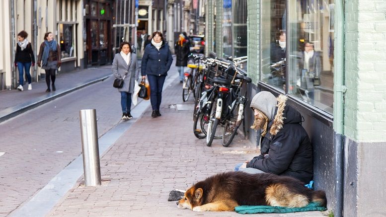 Amsterdam Conscripts Homeless in the War on Cash