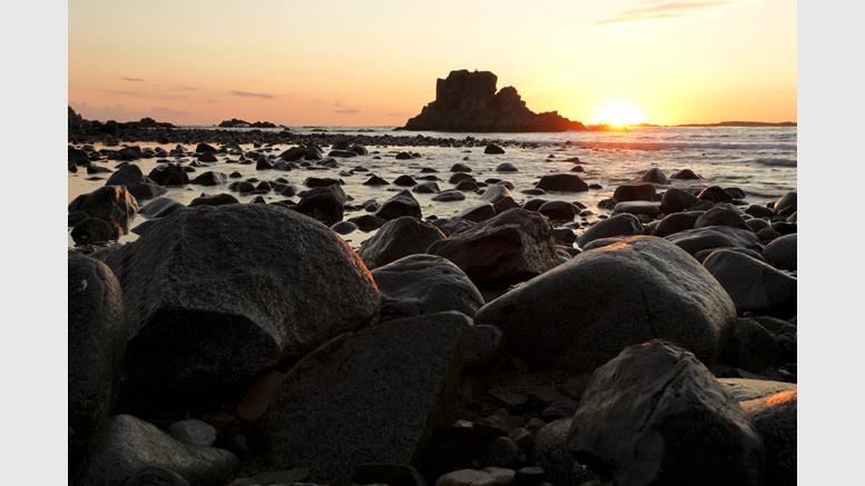 British Isle's Plan to Mint Physical Bitcoins Loses Key Support