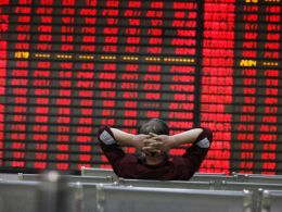 China Shuts down Day's Stock Trading after Markets Crash; Bitcoin Not Impacted, Yet