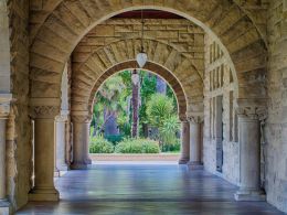 Stanford University Offers Course On Building Bitcoin-Enabled Applications