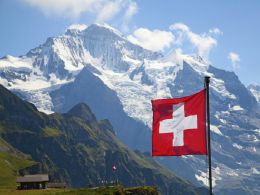 Swiss Town Begins Accepting Bitcoin for Public Services