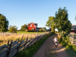 Sweden Tests Blockchain-Based Land Registry