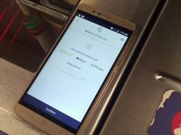 This New Tech Turns a Bitcoin and Ethereum Wallet into a Contactless Card