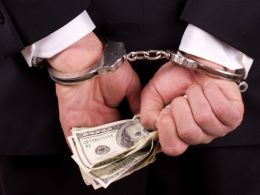 Will Bankers Go to Jail if the Market Collapses Again?