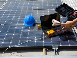 Australian Neighborhood Selling Solar Energy with Blockchain Tech