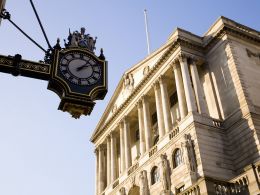‘No Likelihood’ of Blockchain Revolution ‘Any Time Soon’, Says Senior Bank of England Official