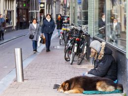 Amsterdam Conscripts Homeless in the War on Cash
