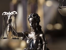 Coinbase Prepares to Fight IRS Summons With New Court Filing